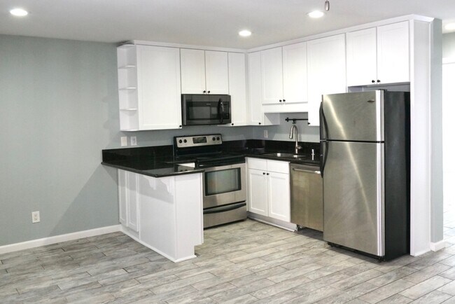 Photo - 4020 Louisiana St