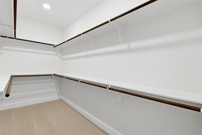 Building Photo - 808 Marisol Bay Dr