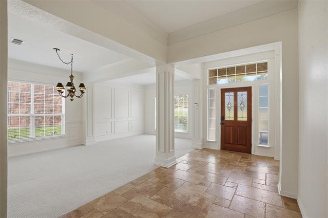 Photo - 6613 Barclay Ln