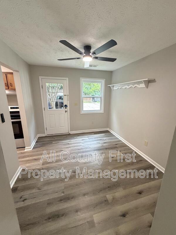 Photo - 734 S Candler St