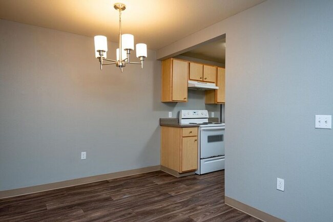 Photo - Spacious 3 Bedroom, 2 Bath Apartment with Washer & Dryer, Private Patio & Garage Options! Unit 69