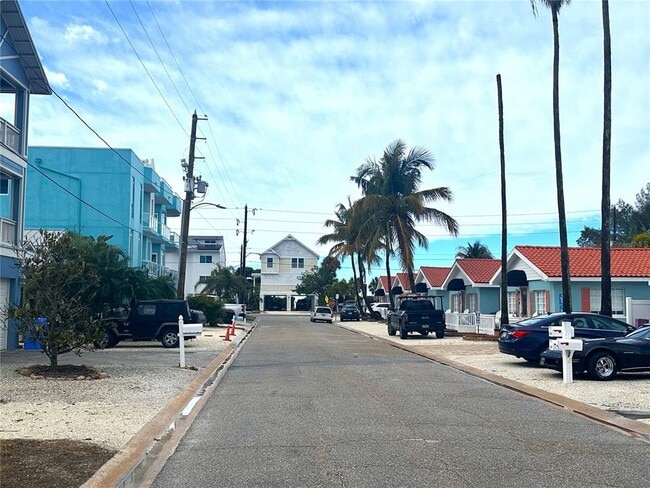 Photo - 8050 Bayshore Dr