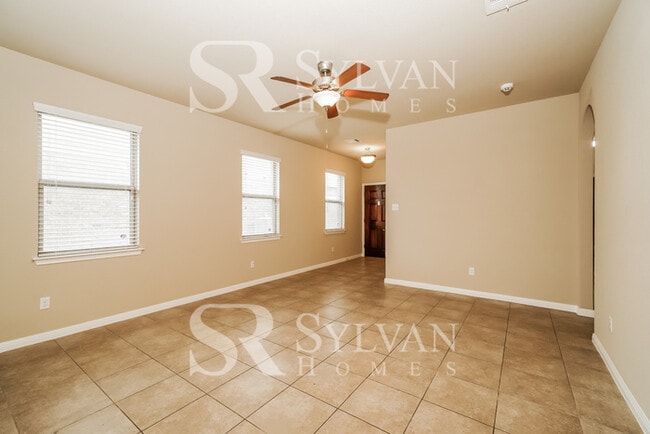 Photo - Prepare to be impressed by this 3 bedroom, 2 bathroom home