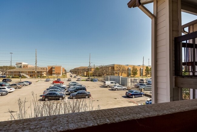 Photo - EL308 Unit EL308