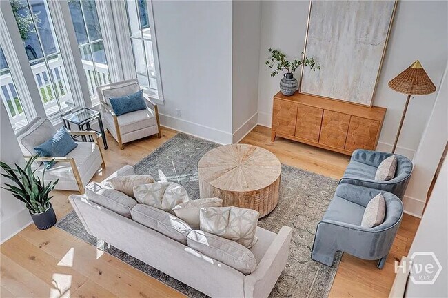 West 38th Street - 304