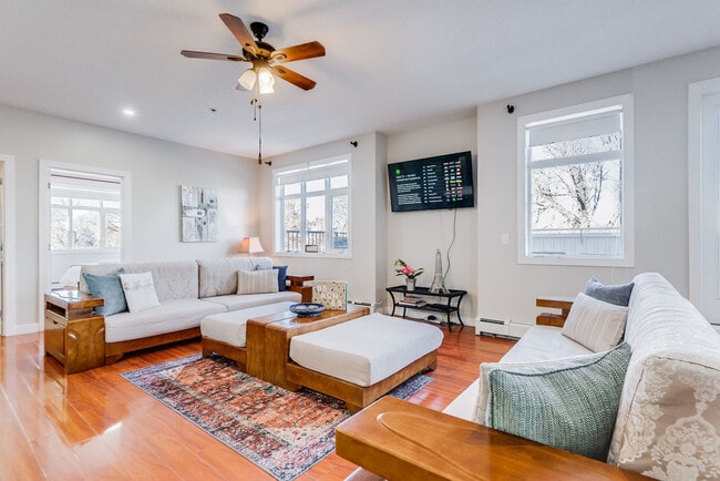 Photo - 7912-7109 109 St NW Unit SI ID1564652P