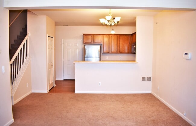 Photo - 609 Powell Dr