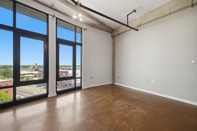 415 St Pauls Blvd
