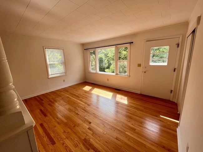Photo - 1480 Boxwood Dr
