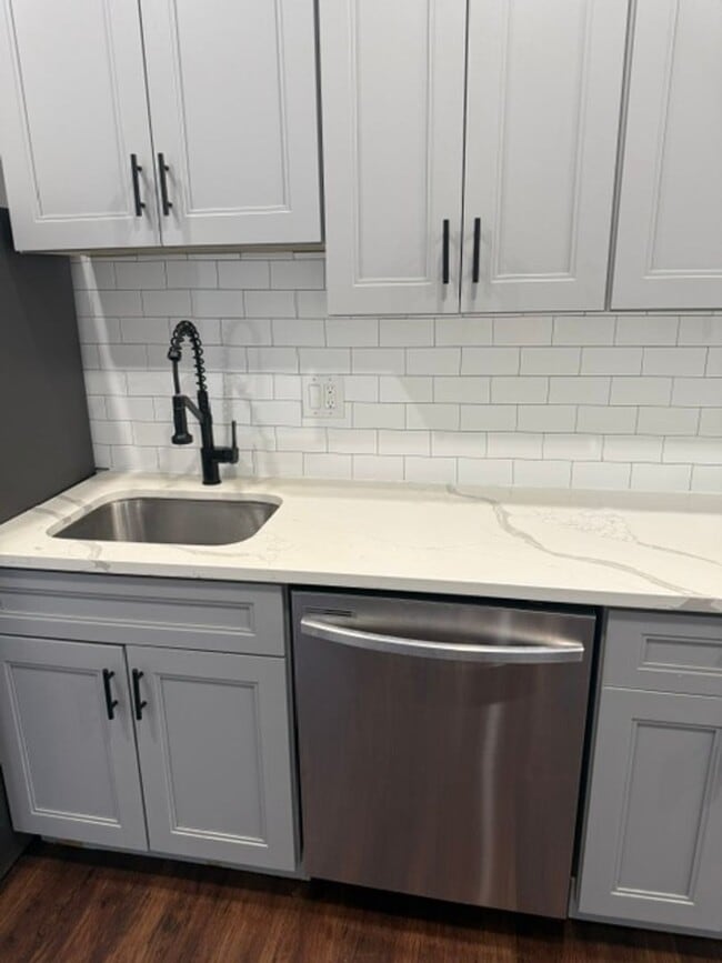 Photo - 3213 W Susquehanna Ave Unit 3