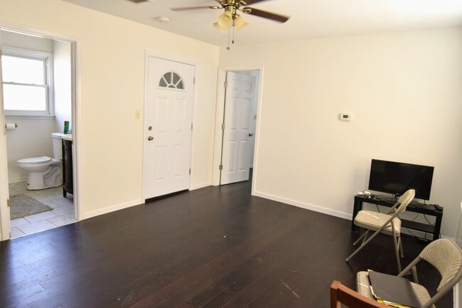 Photo - 1828 N Bissell St Unit 2