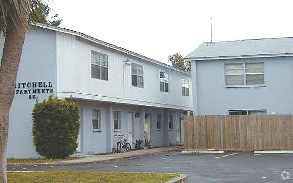 Monterey Bay Apartments - Monterey Bay Apartments