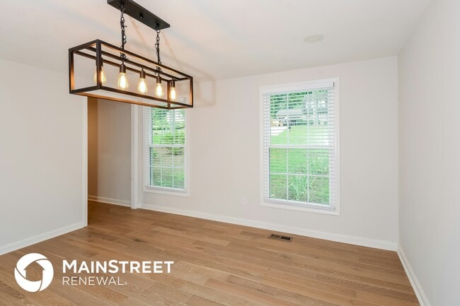 Photo - 234 Pinehurst Ln