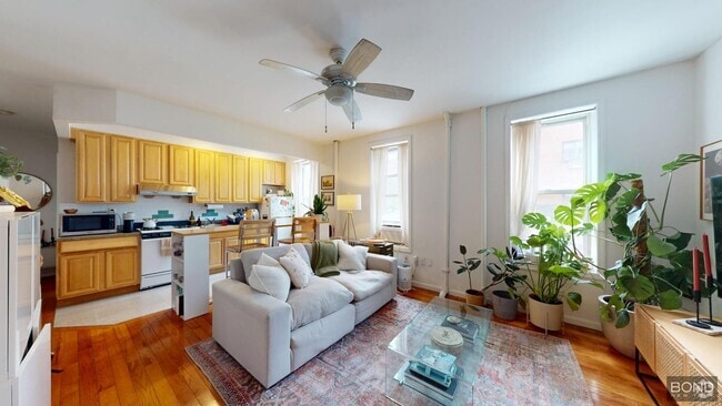 Building Photo - 132 Ludlow St Unit 2 Rental