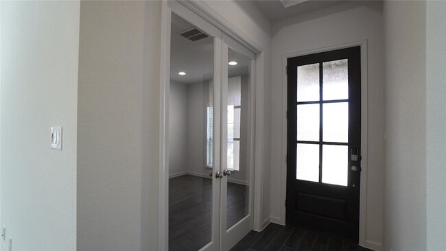 Photo - 6104 Vester Trl