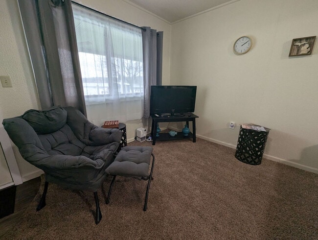 228 E State St Unit SI ID1539834P