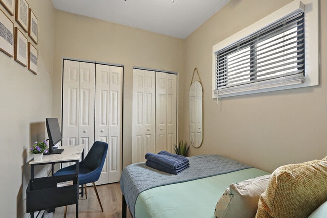 Photo - 1009 Front St Unit SI ID1366949P