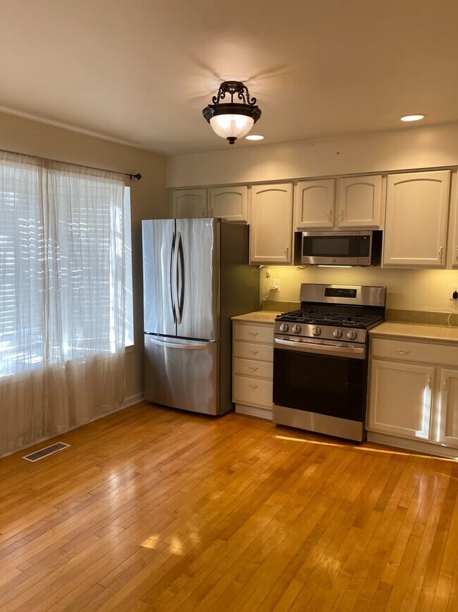 Photo - 7417 Wilma Ln