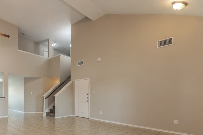 Photo - 1405 Granite Path