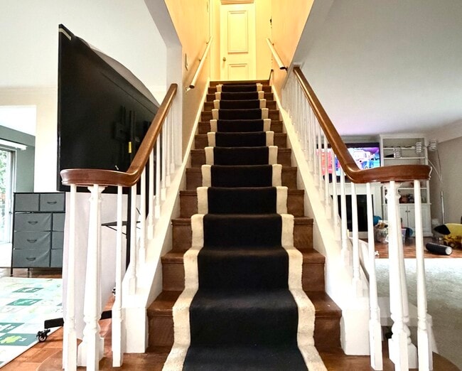 Photo - 1531 Palmgren Dr