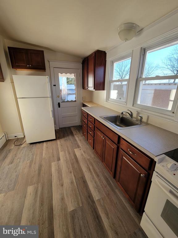 Photo - 317 Brower Ave