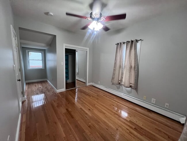 Bedroom 2 - 16 Hazelwood St Unit 1