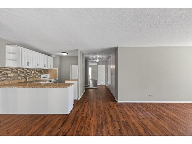 Photo - 19 S 1st St Unidad B407