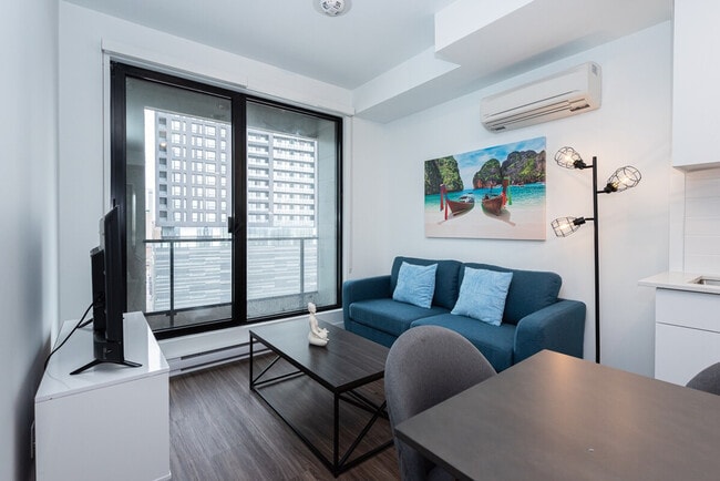 Building Photo - 1390 Boul. René-Lévesque O Unit ID1261795P