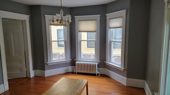 Photo - 93 Brookes Ave