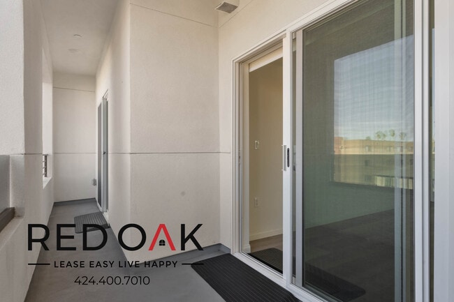 Photo - 218 S. Occidental-208 Unidad 208