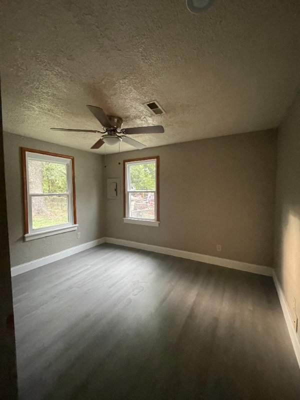 Photo - 5310 Hardy Ave