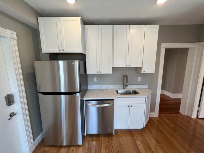 Photo - 2 Gilson Ter Unit 3