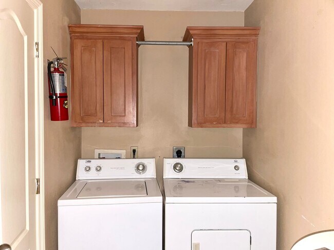 Photo - 1303 W Kiwi Ave Unit 4
