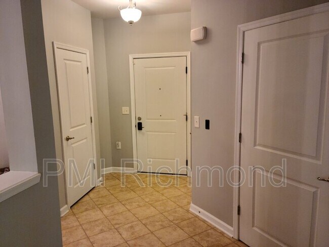 Photo - 1030 Westwood Village Way Unit 102