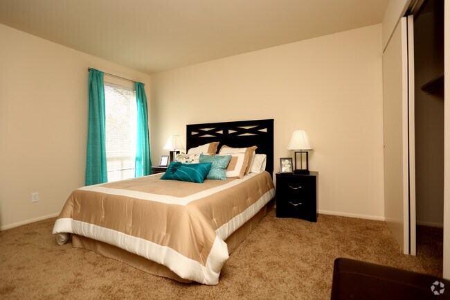 Cherry Creek Apartments