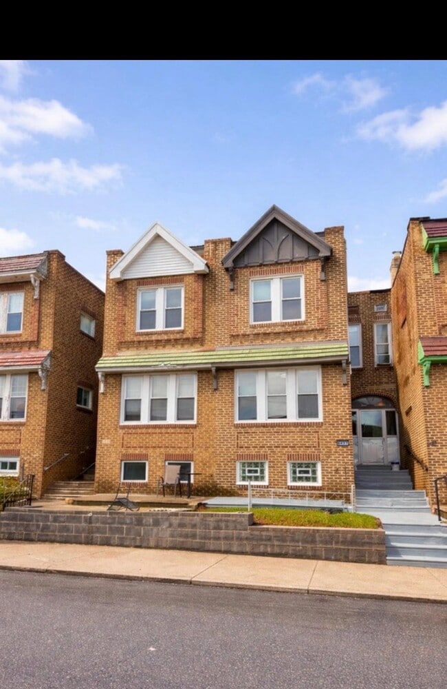 Photo - 6617 Rutland St