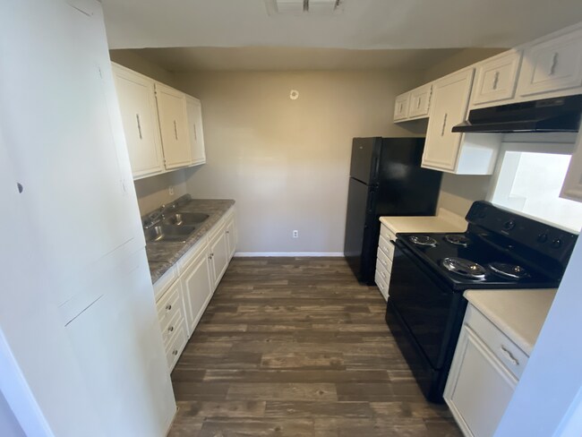 Archivo_002.jpeg - Woodlawn Apartments