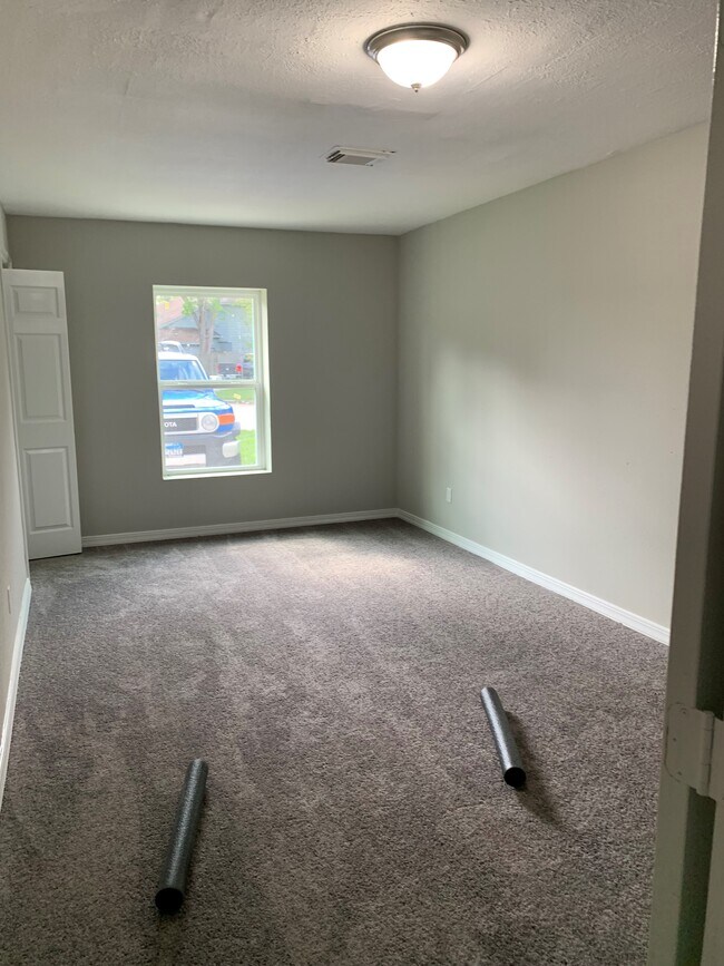 Photo - 15814 Murrelet Ct