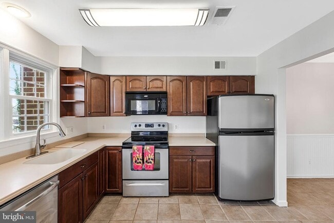 Photo - 11144 Beaver Trail Ct Unit 11144