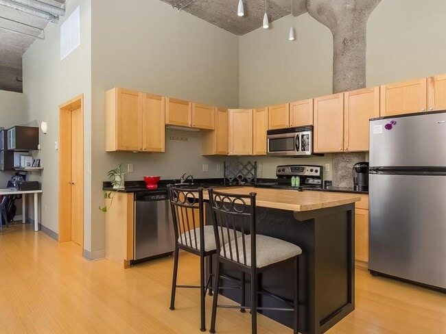 Photo - 521 S 7th St Unit 204