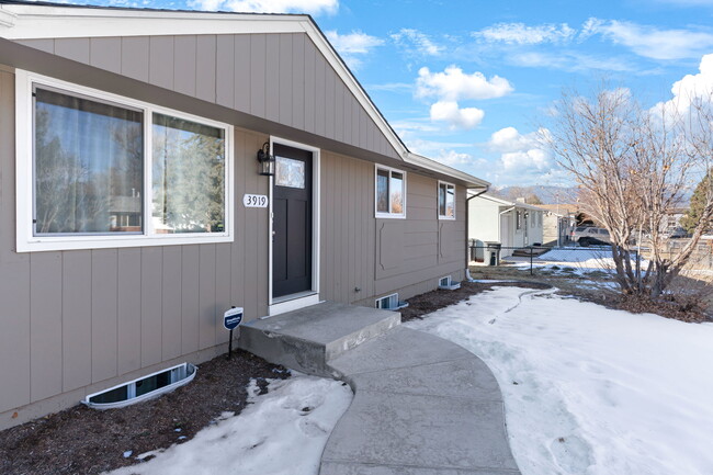 Photo - 3919 Tennyson Ave