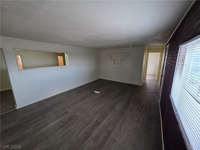 Photo - 1121 Pawnee Ln