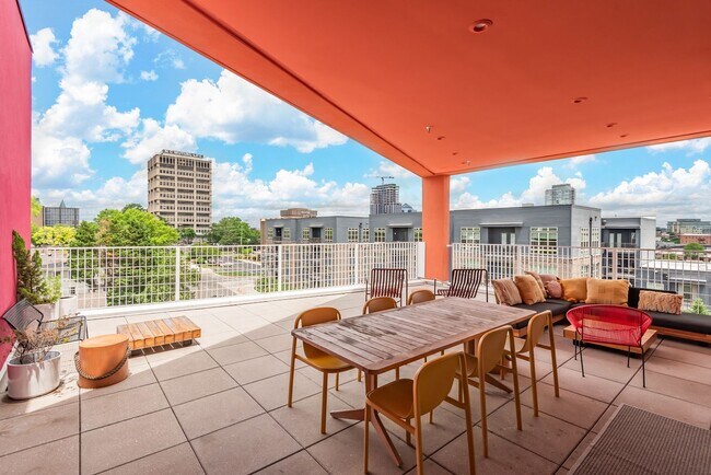 Photo - Rare and Beautiful Two Bedroom Unit Close ...
