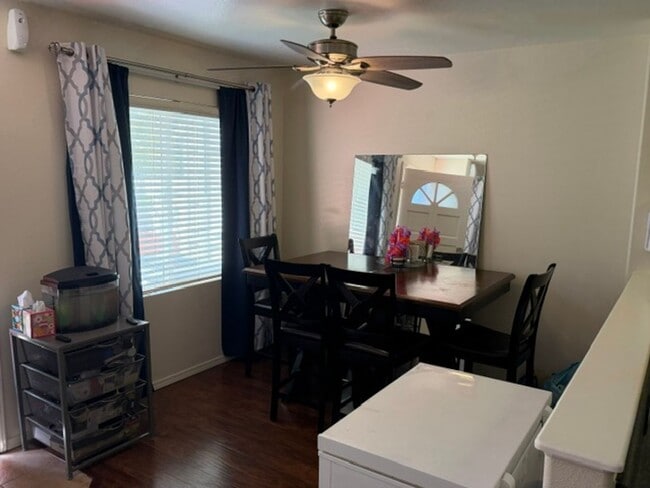 Photo - 3 bed 2.5 Bath 2 car garage/ Central AC/ Ewa Beach!