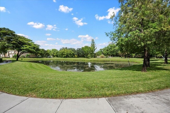 Photo - 800 Crestwood Ct S Unit 820