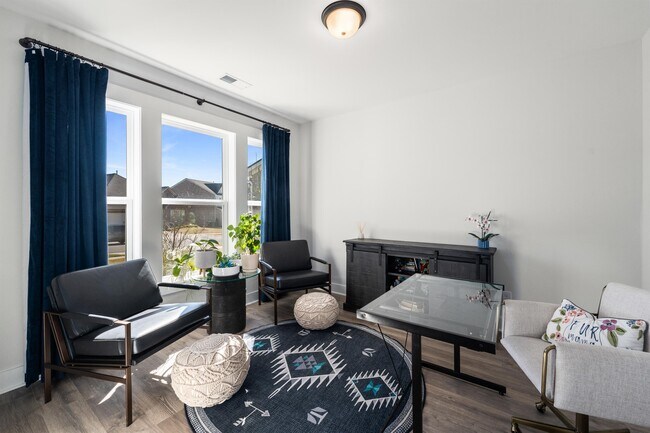 Photo - 420 Meandering Wy