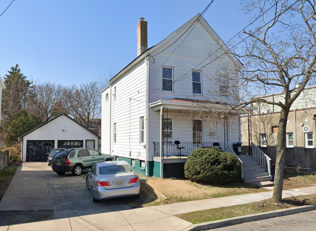 Photo - 56 Sicard St House