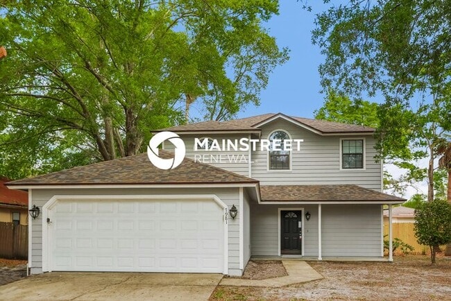 Building Photo - 3 Bedroom Pet-Friendly Home in Jacksonville, FL with Main Street Renewal