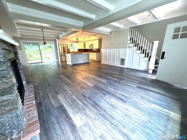46 Kneen St Ext