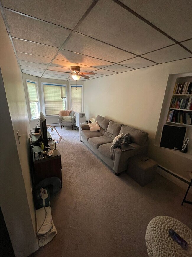 Photo - 642 N New St Unit 642 N New St -  3